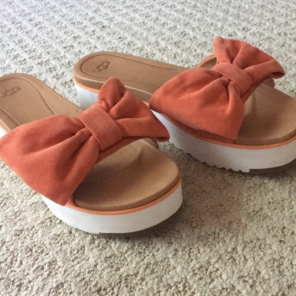 UGG coral bow Platform sandal slides
